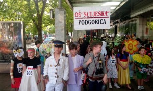 image-c5451c0dd02f2c81195ee3c6dcba3f3e461777e06b4f2867d1276f367e455e60-V