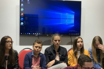 Učenik Djordje Raonić učestvovao u jezičkoj radionici 'Tehnologuj se'
