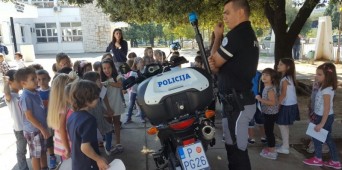 Saobraćajni čas za đake prvake