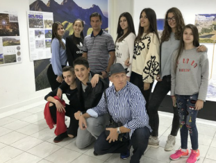 UČENICI IX RAZREDA OŠ ,,SUTJESKA“POSJETILI IZLOŽBU NIKOLE LATKOVIĆA I LUKE CAKIĆA