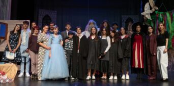 Predstava ,,Hari Poter i zagrljaj prijatelja” na Velikoj sceni KIC-a ,,Budo Tomović”