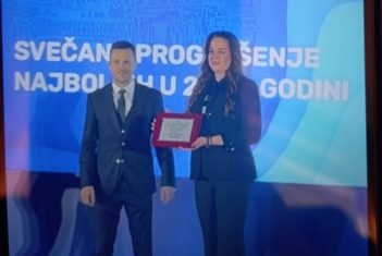 NAGRADA PROFESORICI IVANI BULATOVIĆ