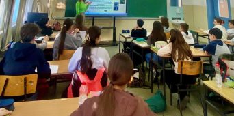 Učenici odjeljenja VII-3 naše škole upoznali su se sa projektom robotike i kodiranja partnerske škole Ekol Kolej iz Burse.