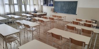 Naša škola zasijala novim sjajem - dobila novi moderan namještaj.