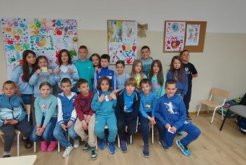 Plavo za Jovana: III-3 obilježio Dan autizma