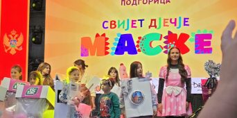 Naši trećaci zablistali na Gradskom maskenbalu!