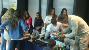 Štandovi škole na Danima nauke Biologija i Fizika