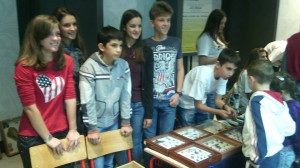 Štandovi škole na Danima nauke Biologija i Fizika